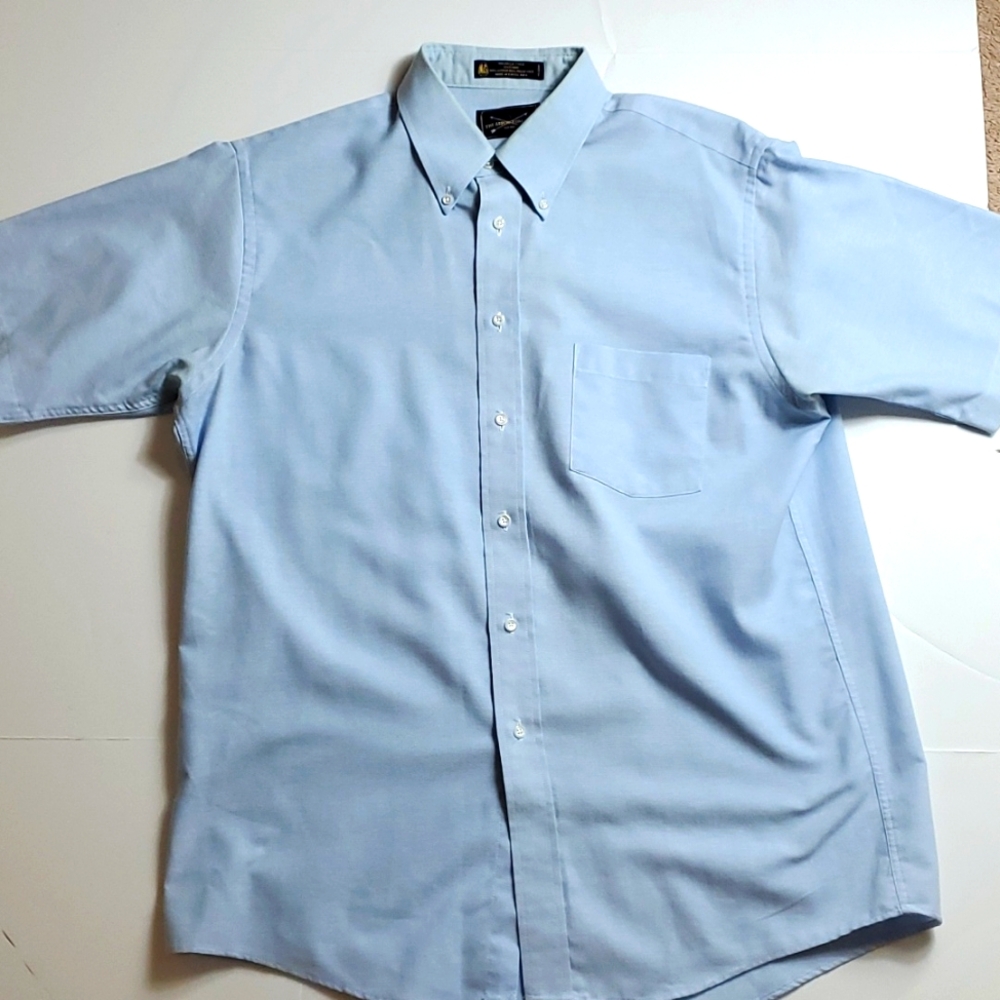 The Arrow Company blue short sleeve dress shirt